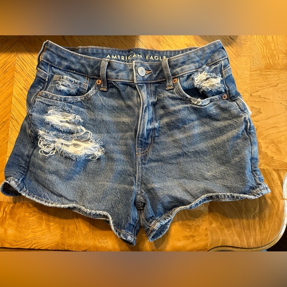 American Eagle Outfitters Pants - American Eagle Distressed Strigid Mom Short Booty Jean Shorts Size 4